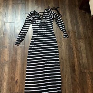 Bebe Maxi Dress